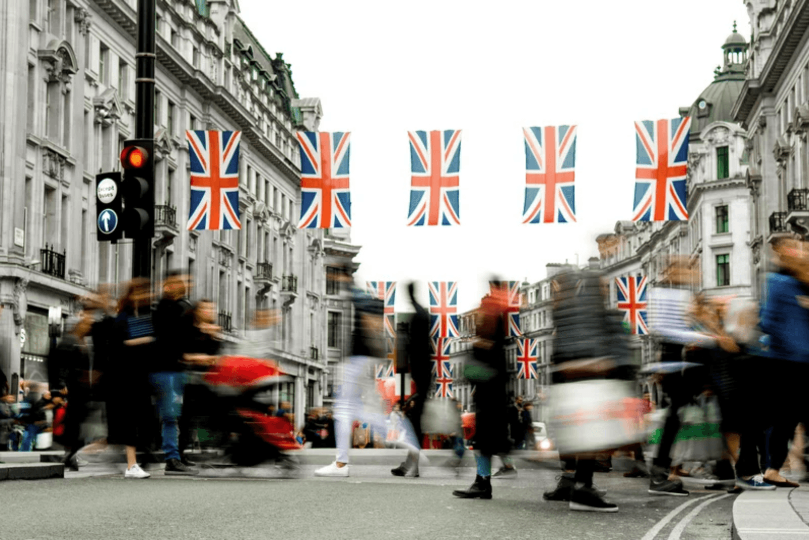 Ekonomija Velike Britanije ponovo bilježi napredak, porasla za 6,6 posto u julu - slika 1