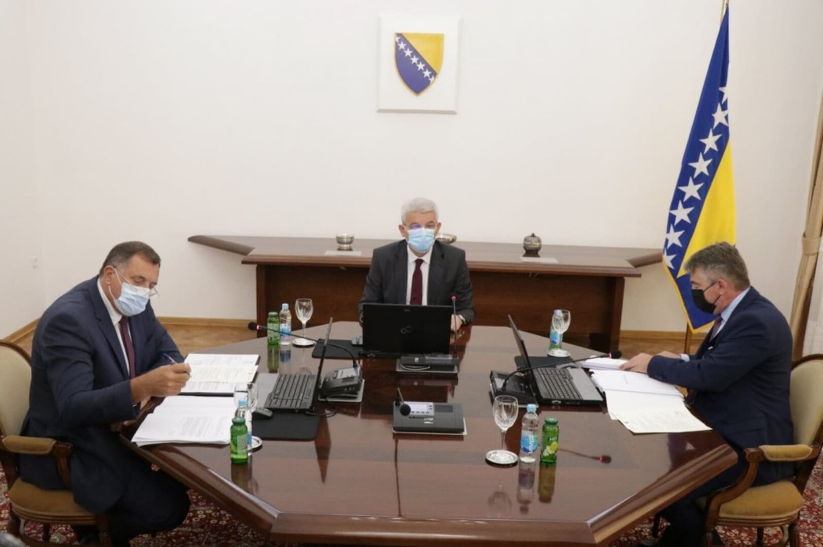 Ko u naše ime razgovara o mirnom razlazu BiH?! - slika 1