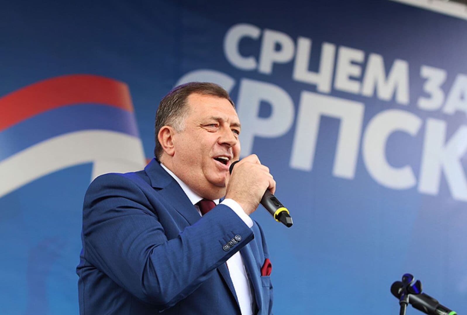 Milorad Dodik: Lud, zbunjen, nenormalan!  - slika 1
