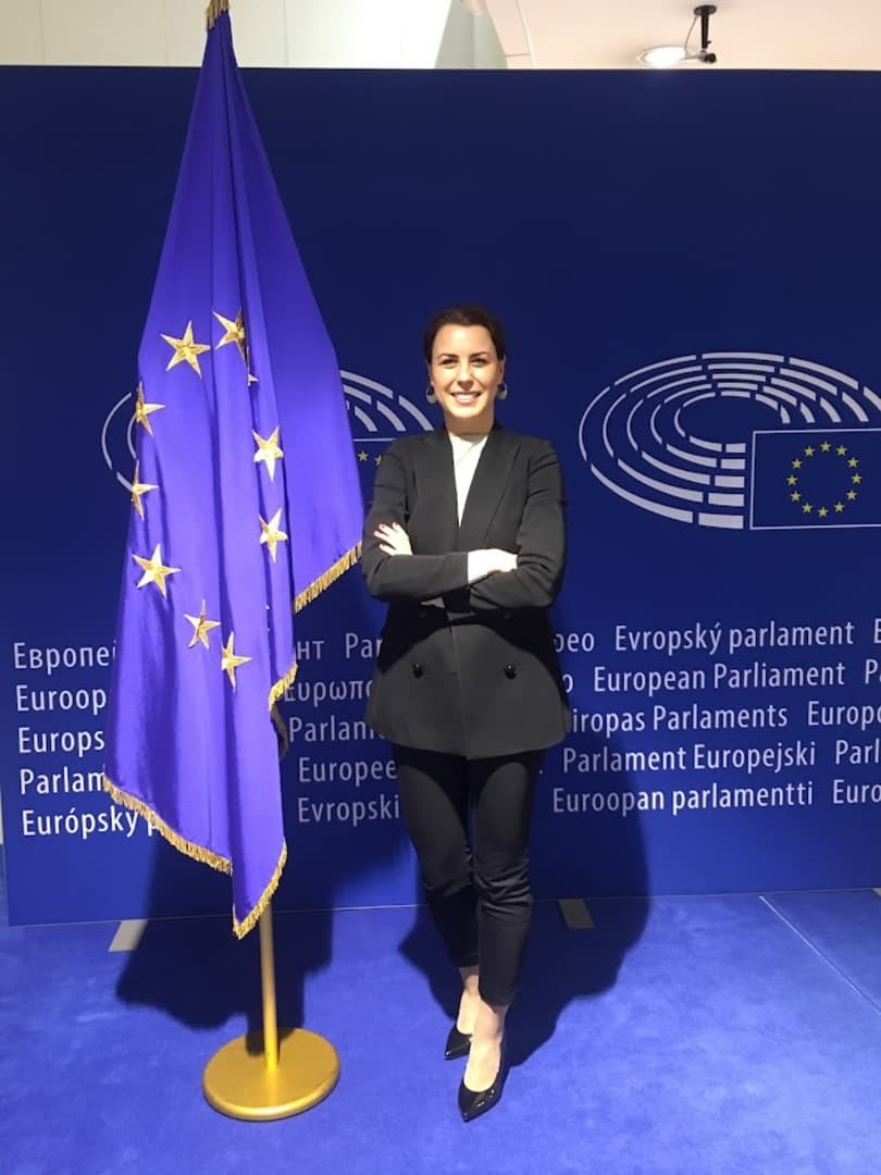 Elma Oručević: "Otjerali su me iz BiH. A nju toliko volim" - slika 1