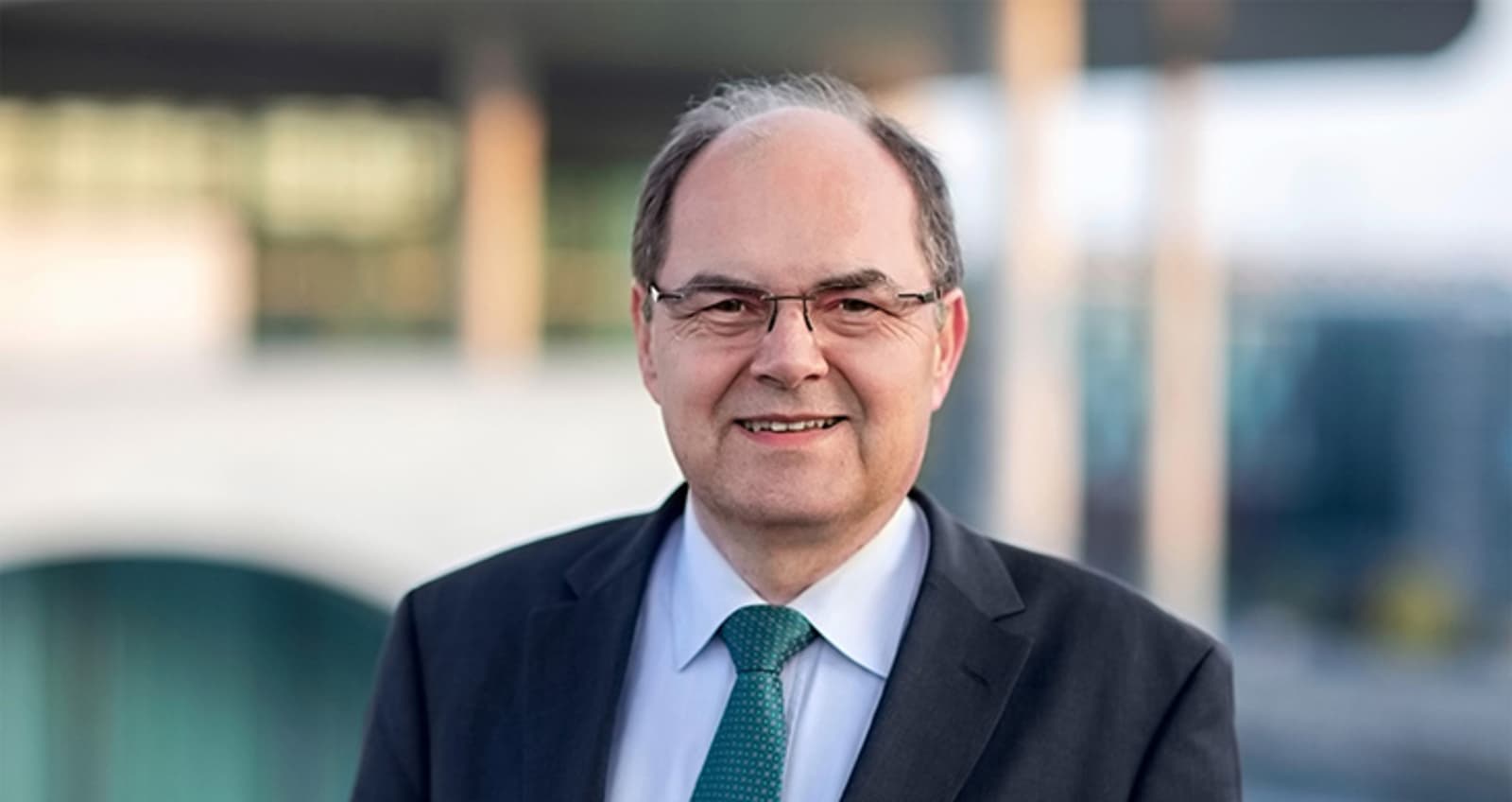 Schmidt danas poseže za Bonskim ovlastima? - slika 1