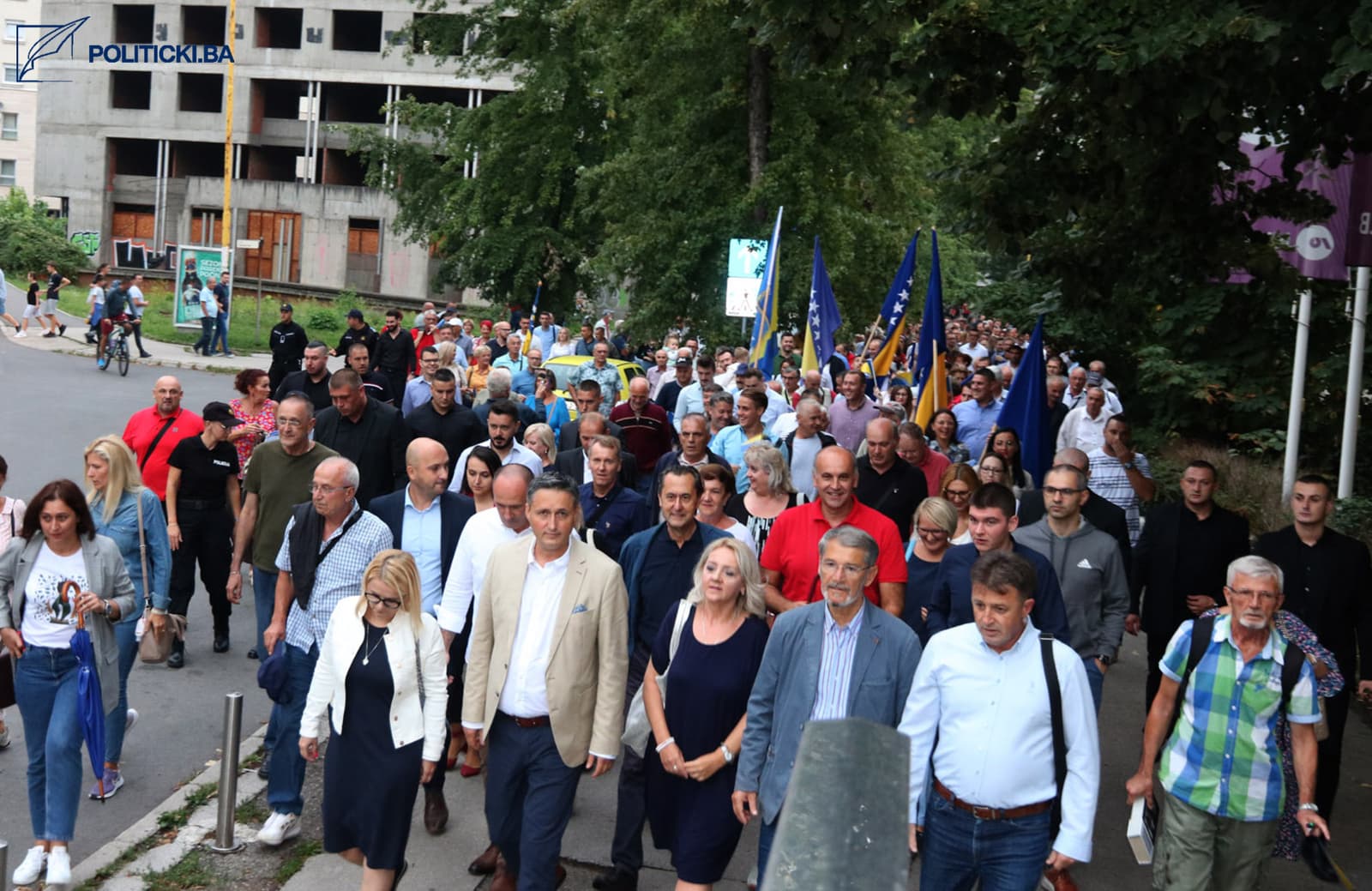 Bećirovićevo druženje s građanima, iliti kišna dova po receptu SDP-a - slika 4