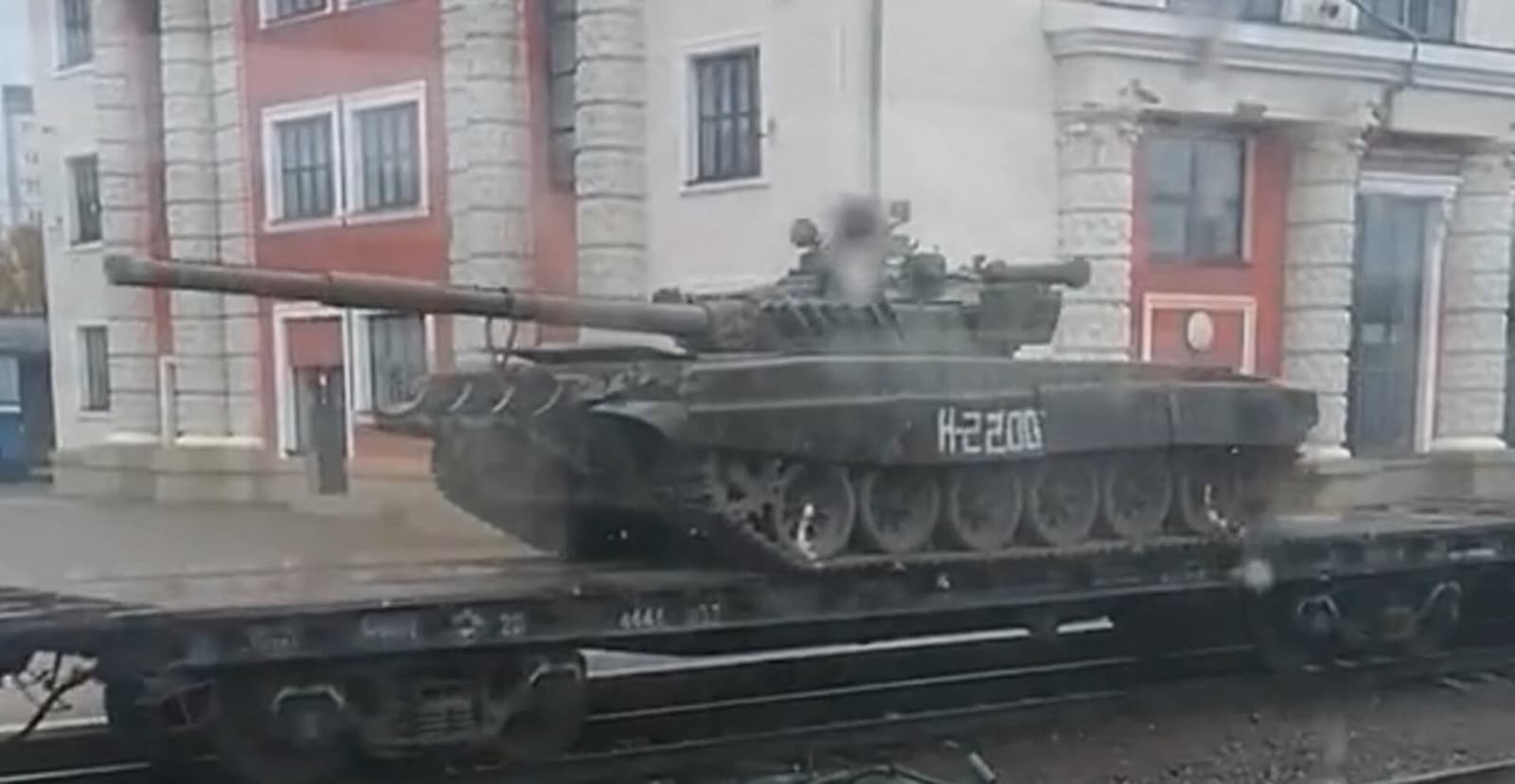 Ruski vojnici u Bjelorusiju, bjeloruski tenkovi u Rusiju - slika 1