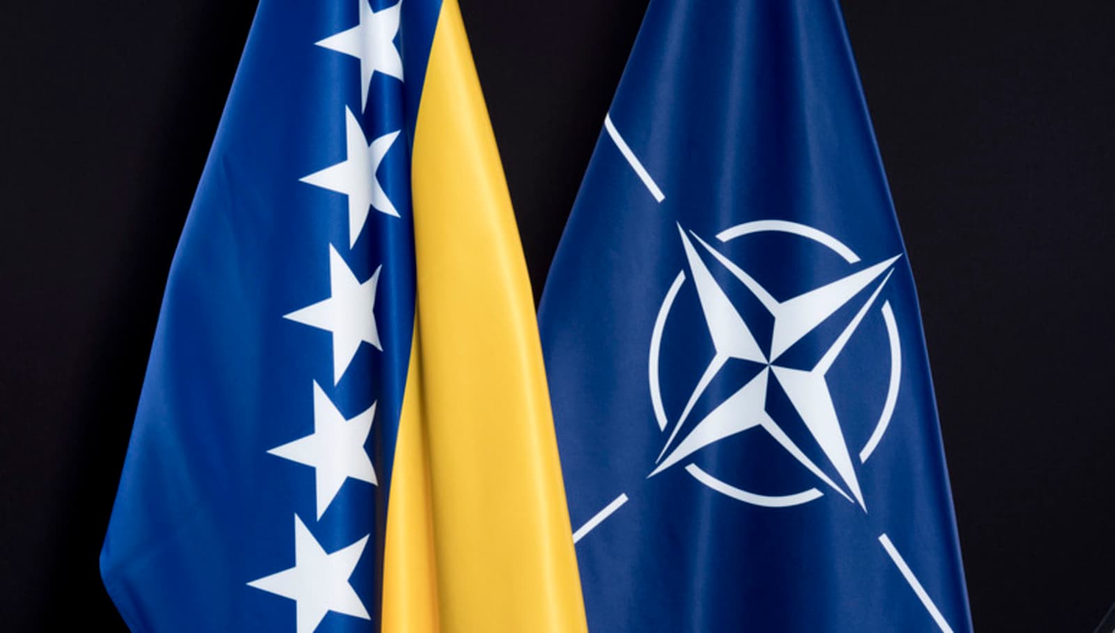 BiH - NATO: Ne HIMARS-i, već laptopi. Ne Abrahamsi već... - slika 1