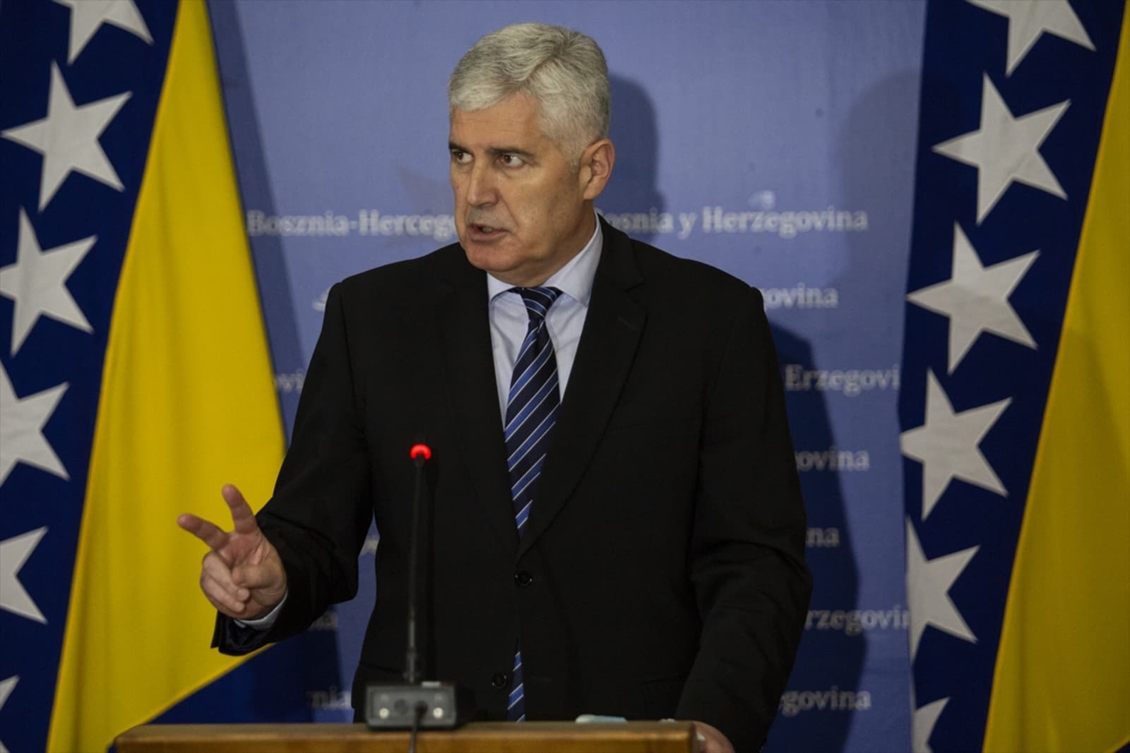 Čović: Schmidt ne treba intervenirati - slika 1