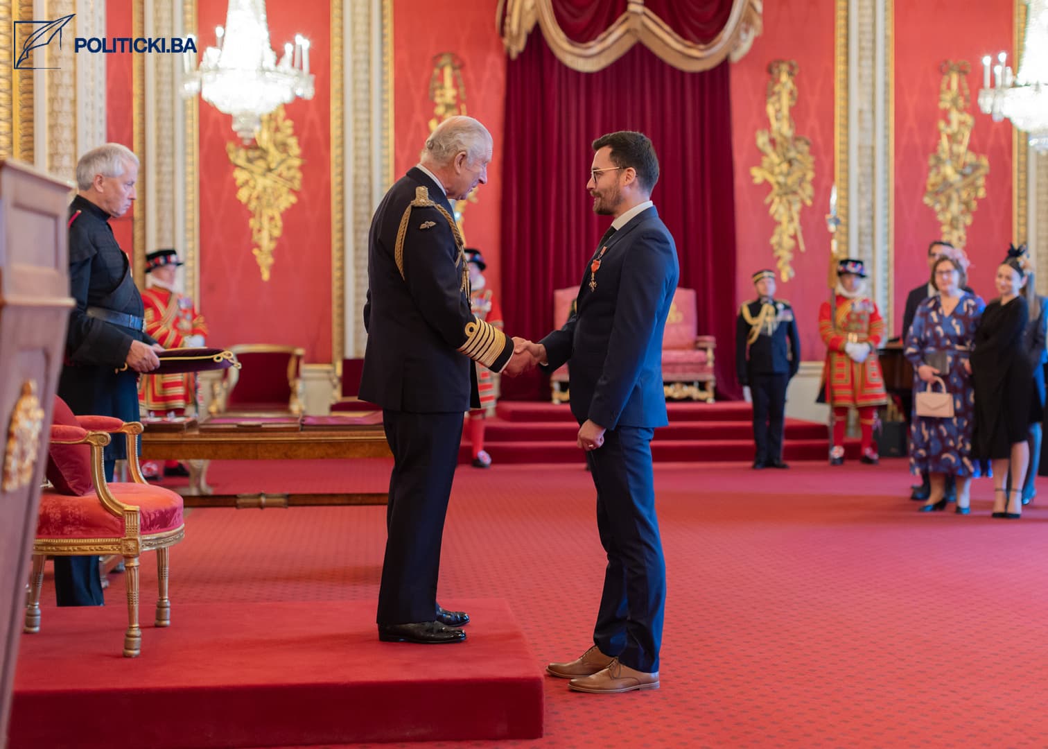 Kralj Charles III lično uručio priznanje Smaji Beši - slika 1