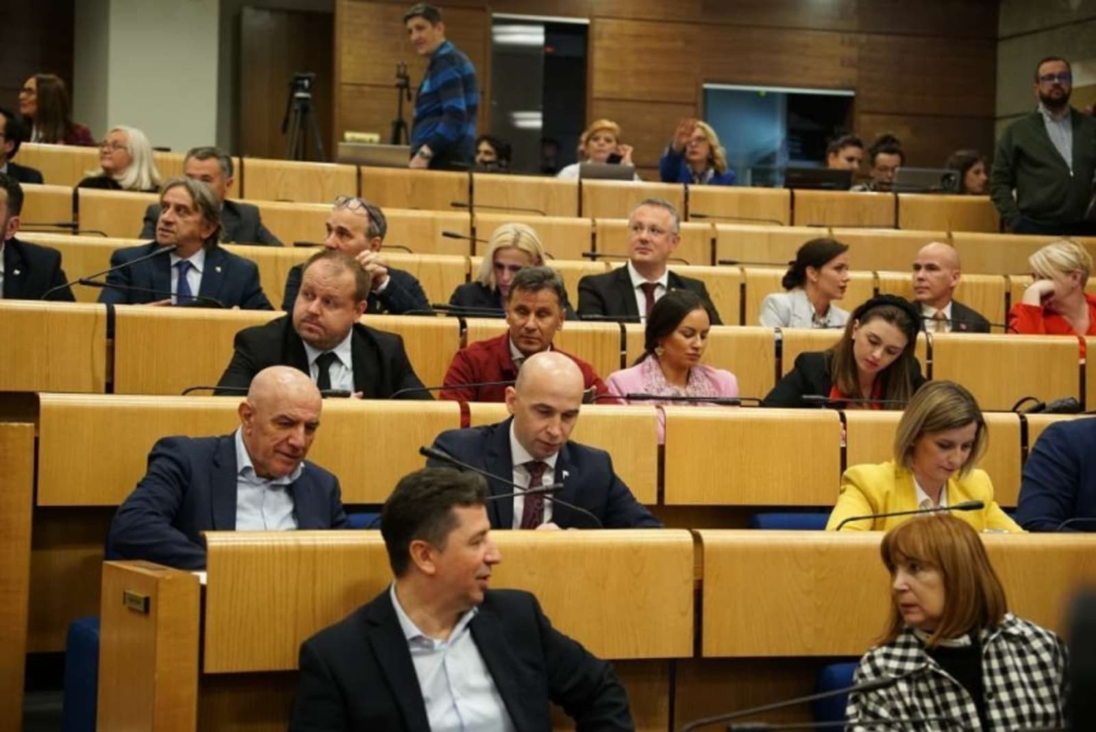 Klub SDA: Konaković bezočno laže! - slika 1