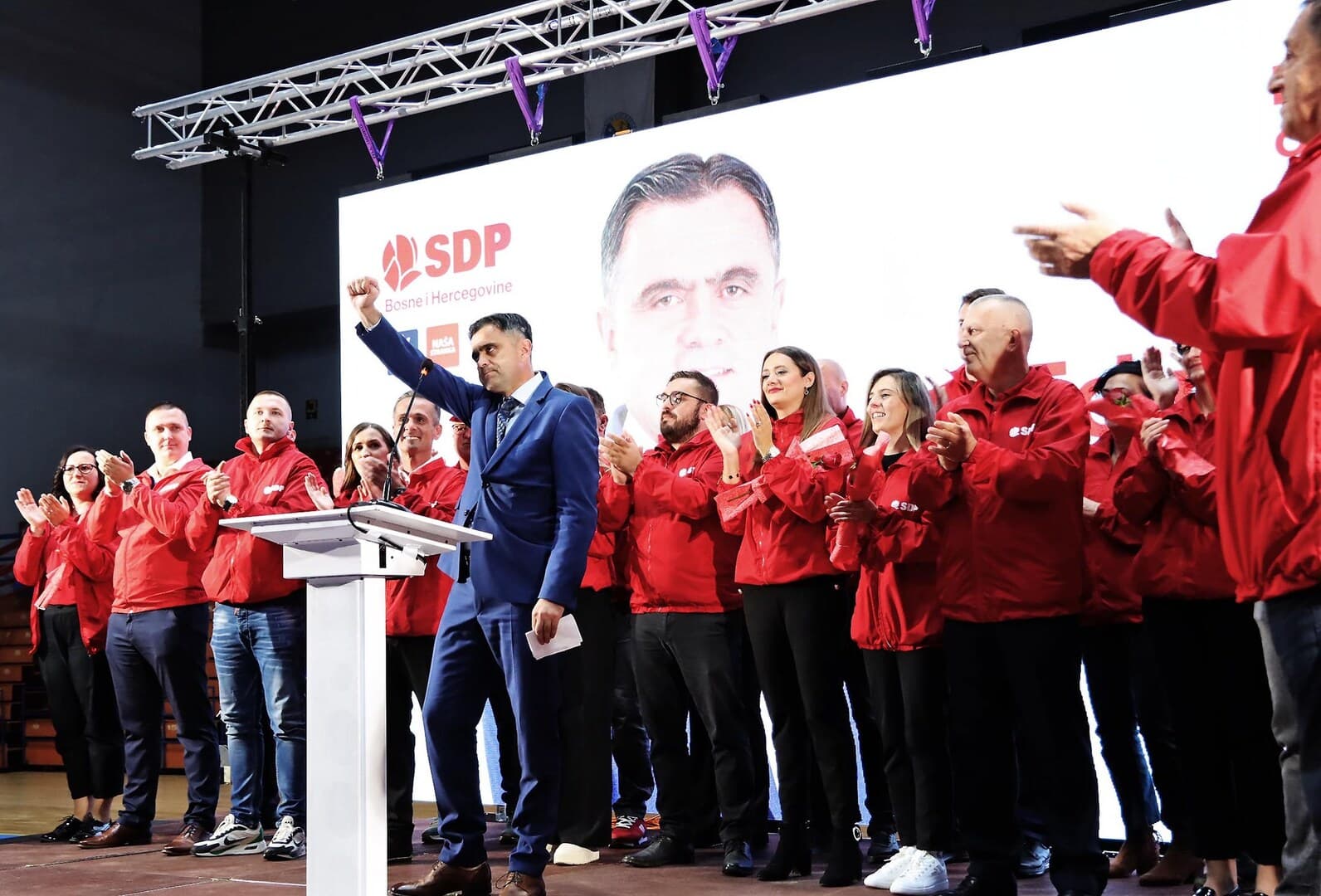Edin Mašić (Trojka) povećao vodstvo nad Mirzom Idrizovićem (SDA) - slika 1