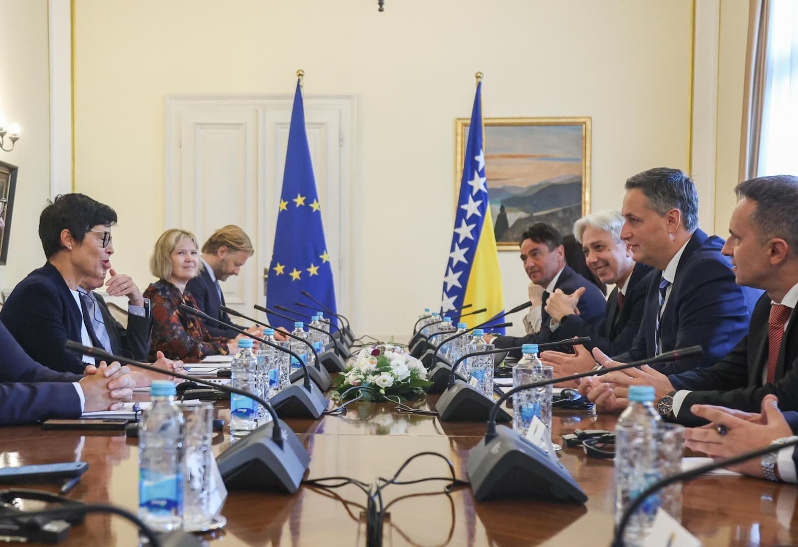 Cvijanović nije ispoštovala Dodikov bojkot Kos: Poslala dvojicu glavnih savjetnika - slika 1