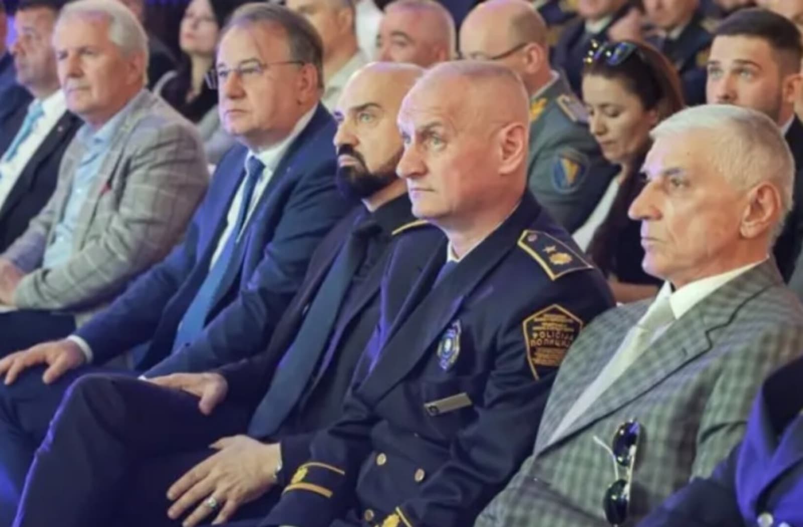 "Premijer je ljut": Kako Nikšić pakuje istrage i hapšenja - slika 1