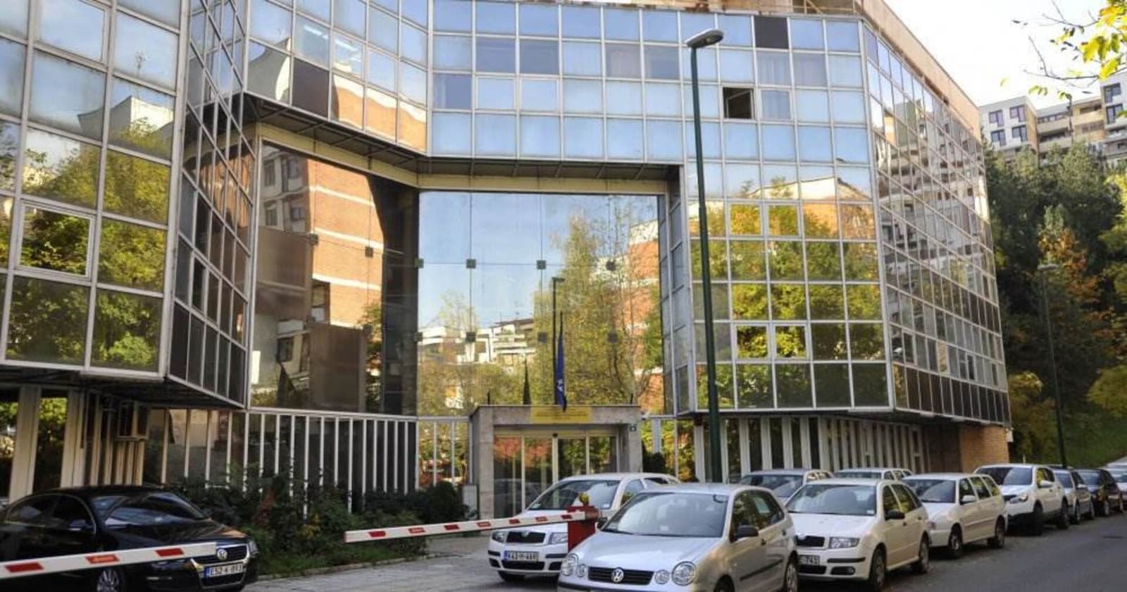 I to nam je 'naša' Trojka dala: Poreznici najavili generalni štrajk! - slika 1