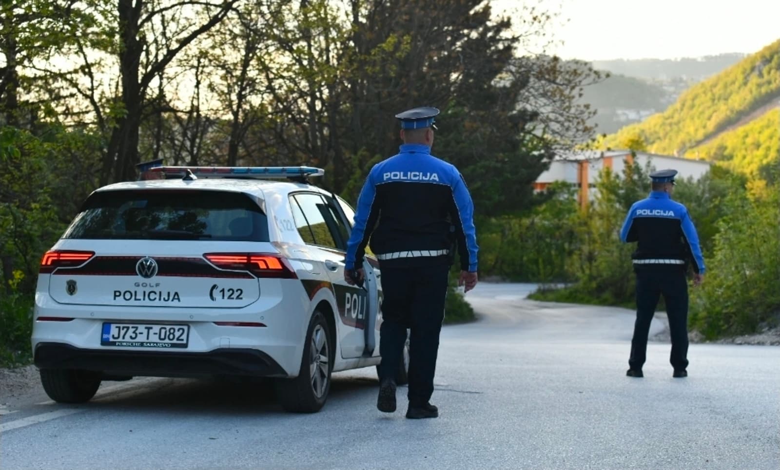 Od sutra nova pravila: Zaboravite mobitel, ali pojas nemojte; za neke prekršaje kazne idu i do 5.000 KM - slika 1