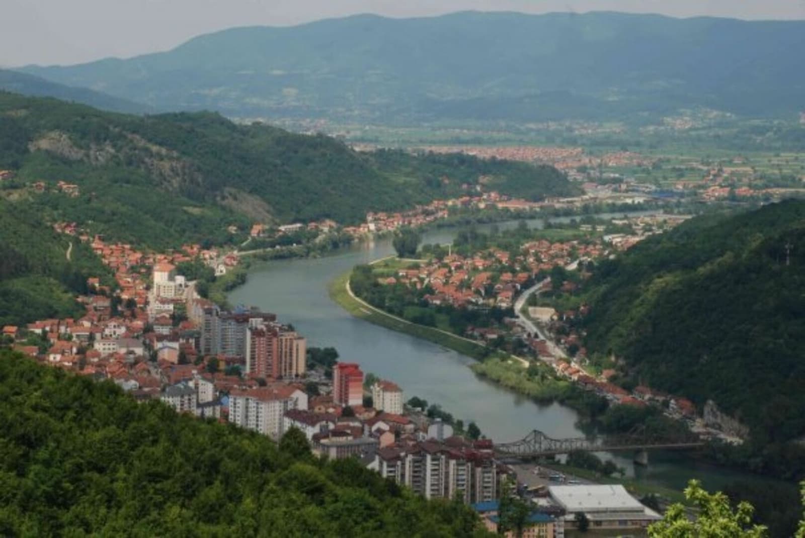 Posmrtni ostaci tri žrtve iz Zvornika spremni za kolektivnu dženazu u Memićima 1. juna - slika 1