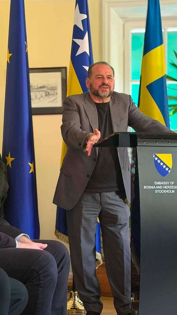 U Ambasadi BiH u Stokholmu održan seminar o sjećanju, istini i demokratiji - slika 2