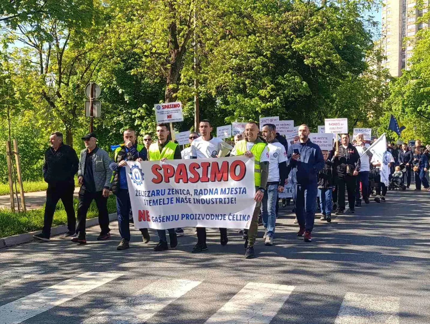 Radnici Nove željezare Zenica od danas u svakodnevnim protestima - slika 1