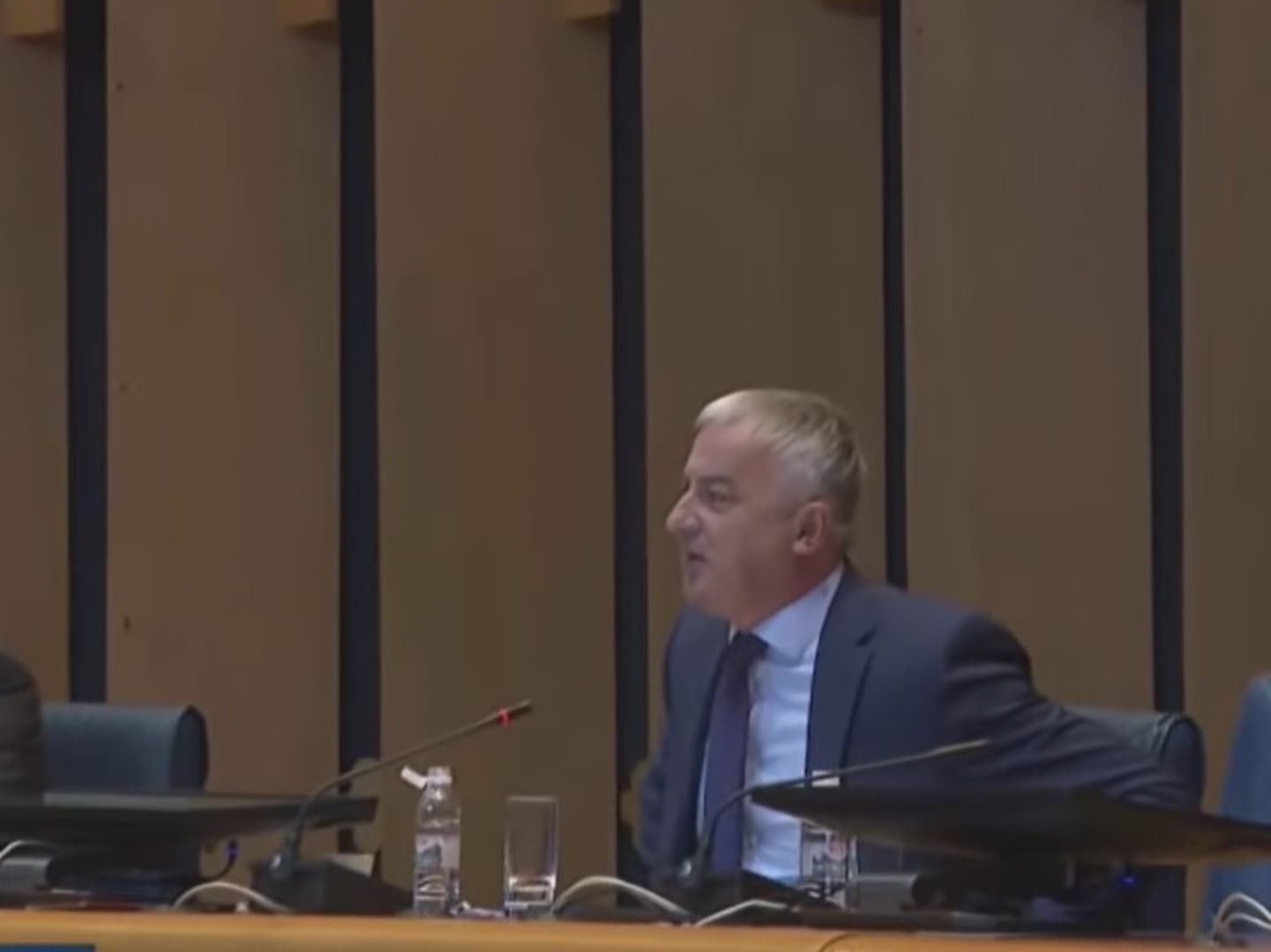 Javno saslušanje rukovodstva Kallosa prekinuto nakon žestoke rasprave - slika 1