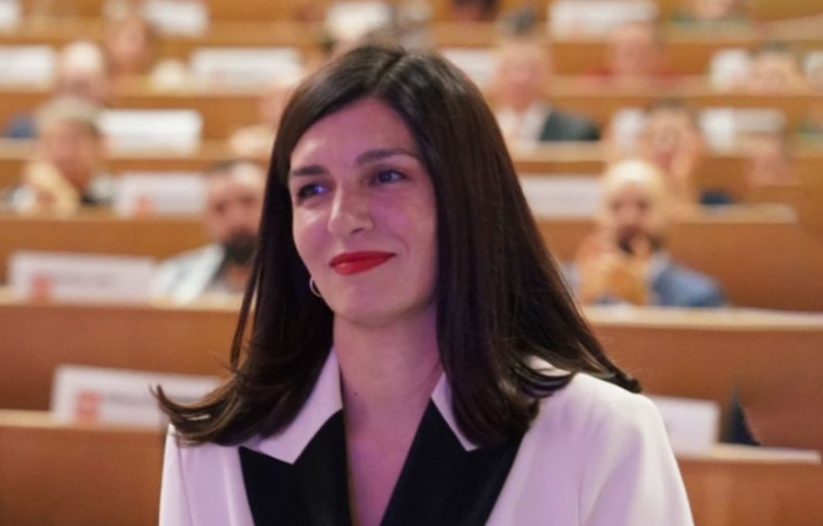 Ćudić Komšiću: Sram vas bilo, jedan ste od 1.742 dobitnika Zlatnog ljiljana i jedini milioner - slika 1