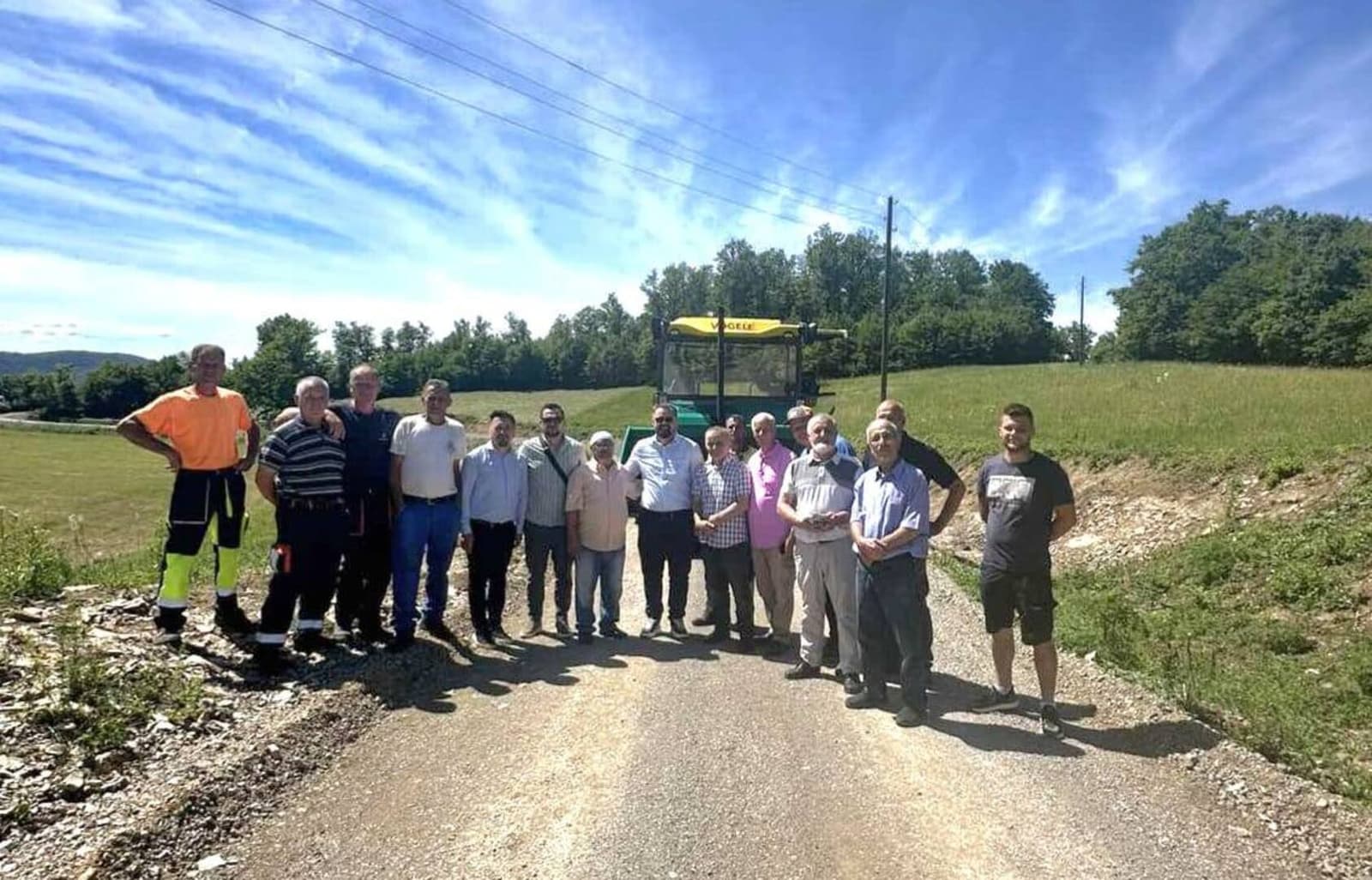 Otvoren novi asfaltni put u Šturliću: Brdo Hadžići i Stari grad povezani s ostatkom mjesne zajednice - slika 1