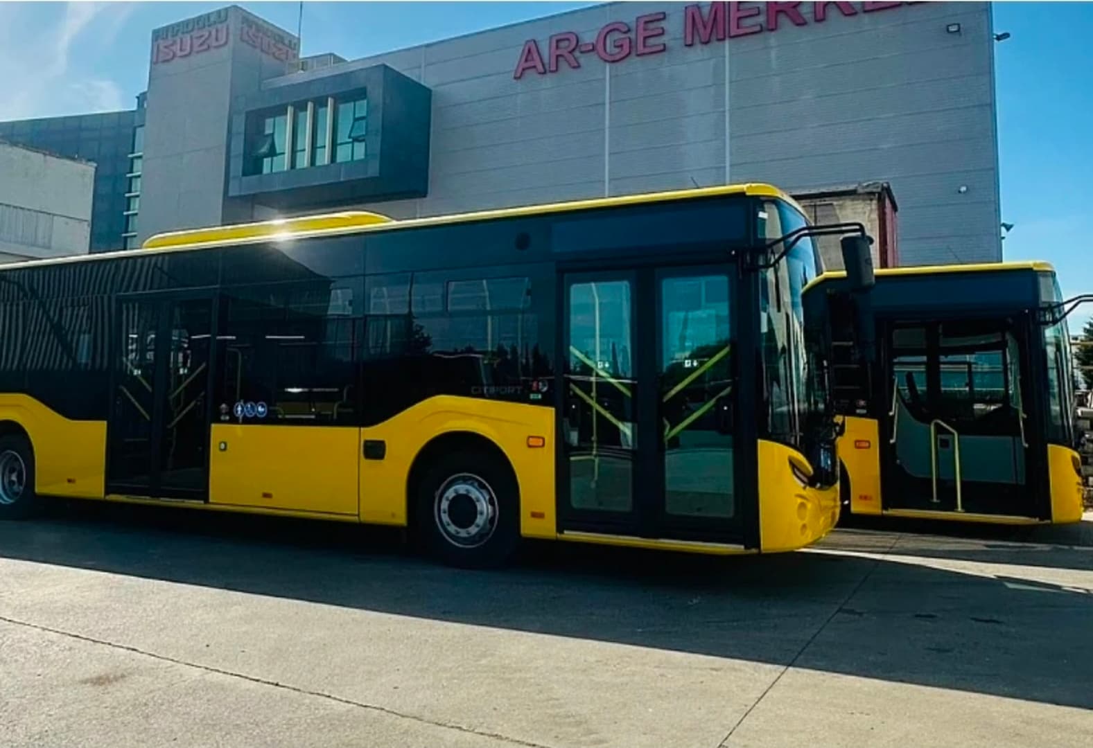 Stiže deset novih autobusa za javni prijevoz u Sarajevu - slika 1
