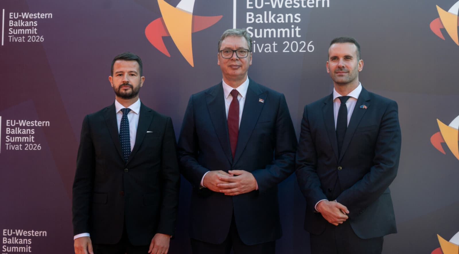 Vučić u Crnoj Gori: Paranojo i Bogu si teška! - slika 1