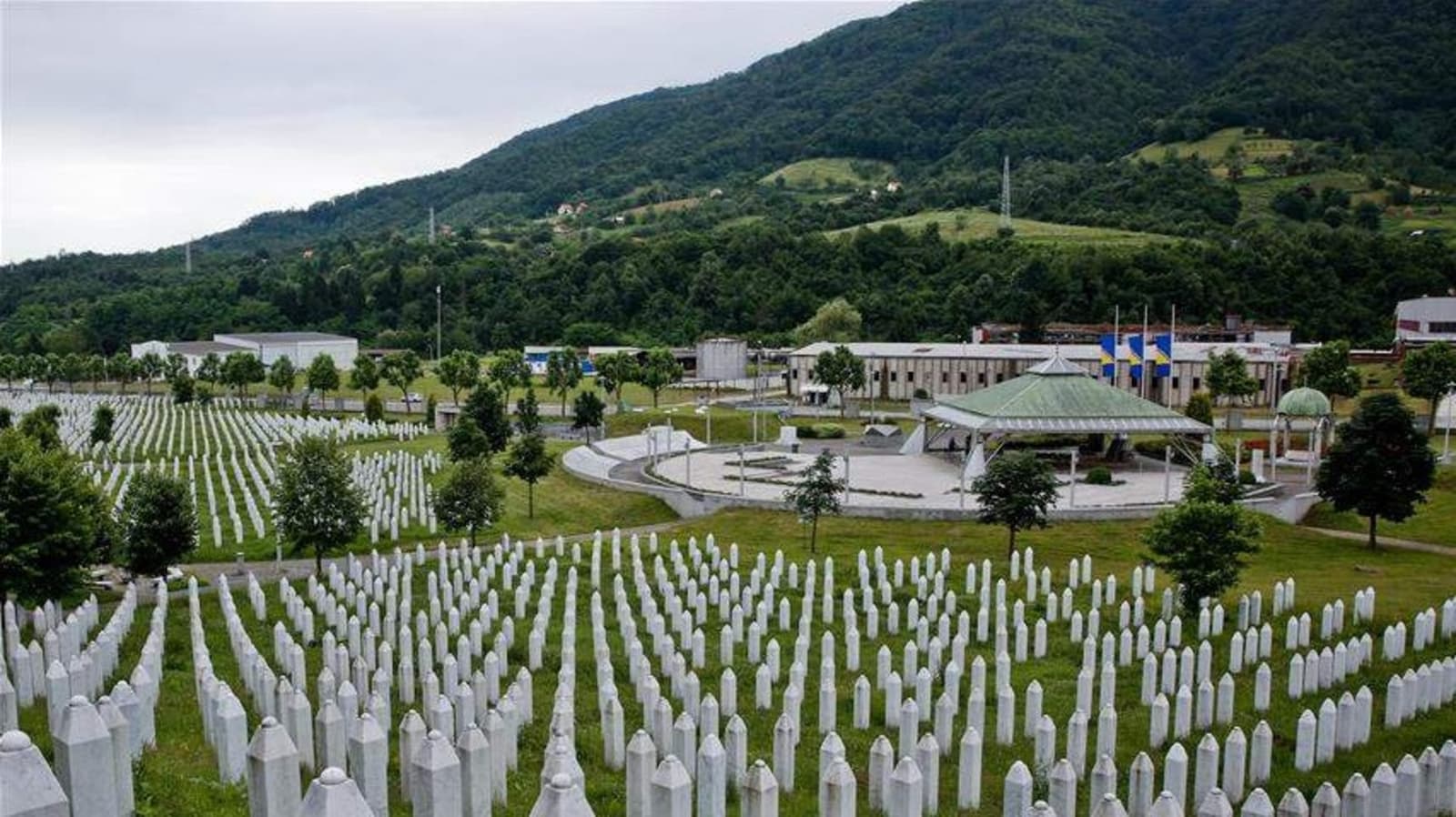 Udruženje žrtava i svjedoka genocida: "Sramotno da se 11. juli svede samo na saopćenje" - slika 1
