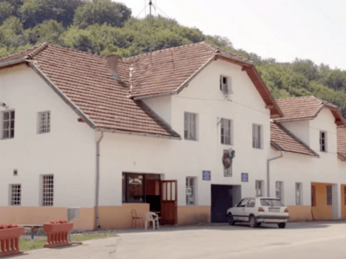 Za zločine na području Prijedora 40 godina zatvora, peterica oslobođena - slika 1