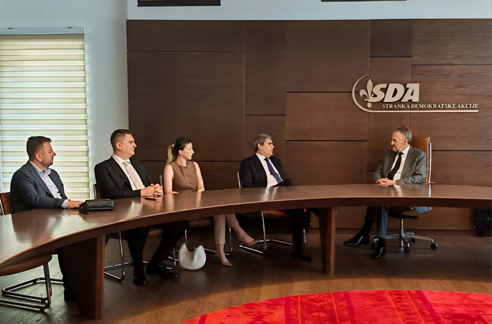 Izetbegović razgovarao s predsjednikom Bošnjačke stranke Crne Gore - slika 1