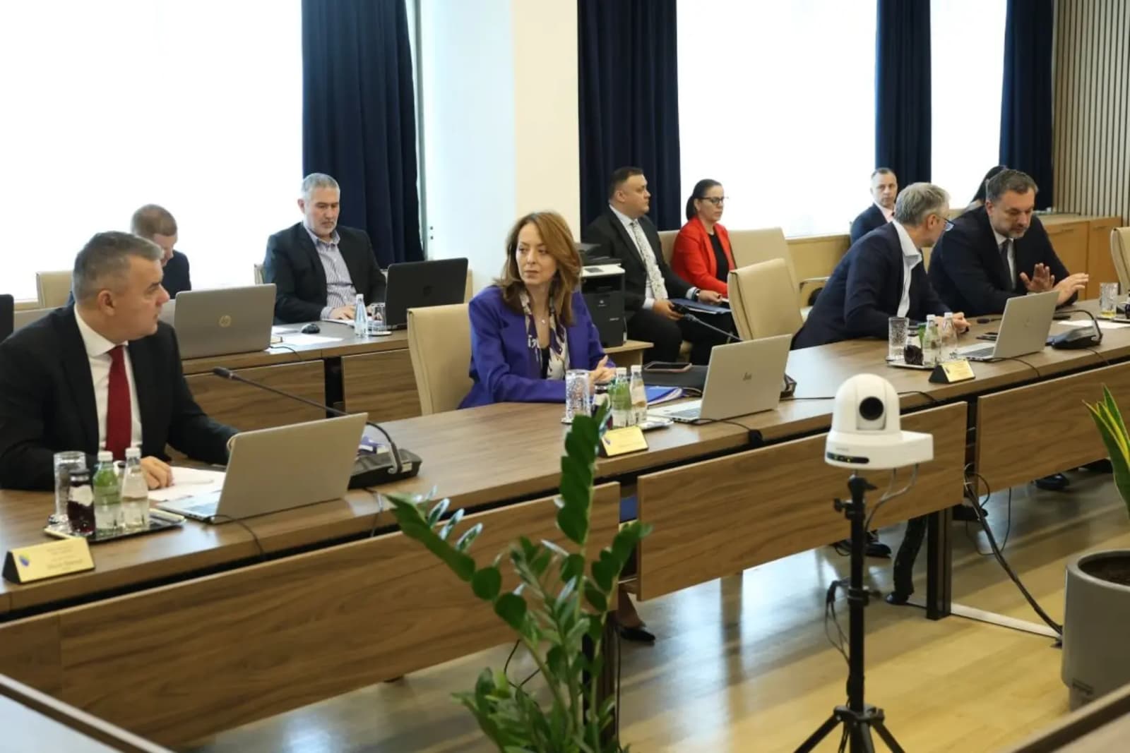 Njemačka dala, ali BiH ne: Dvojno državljanstvo čeka bolja vremena - slika 1
