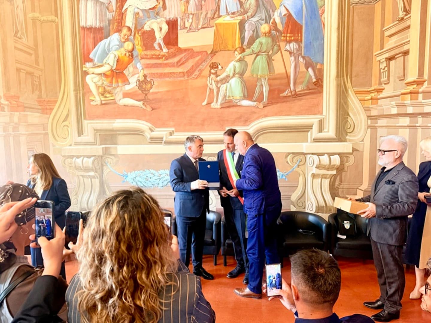 Komšić u Italiji: Potrebno jačati ekonomske veze BiH i Italije kroz nove investicije i zajedničke projekte - slika 1