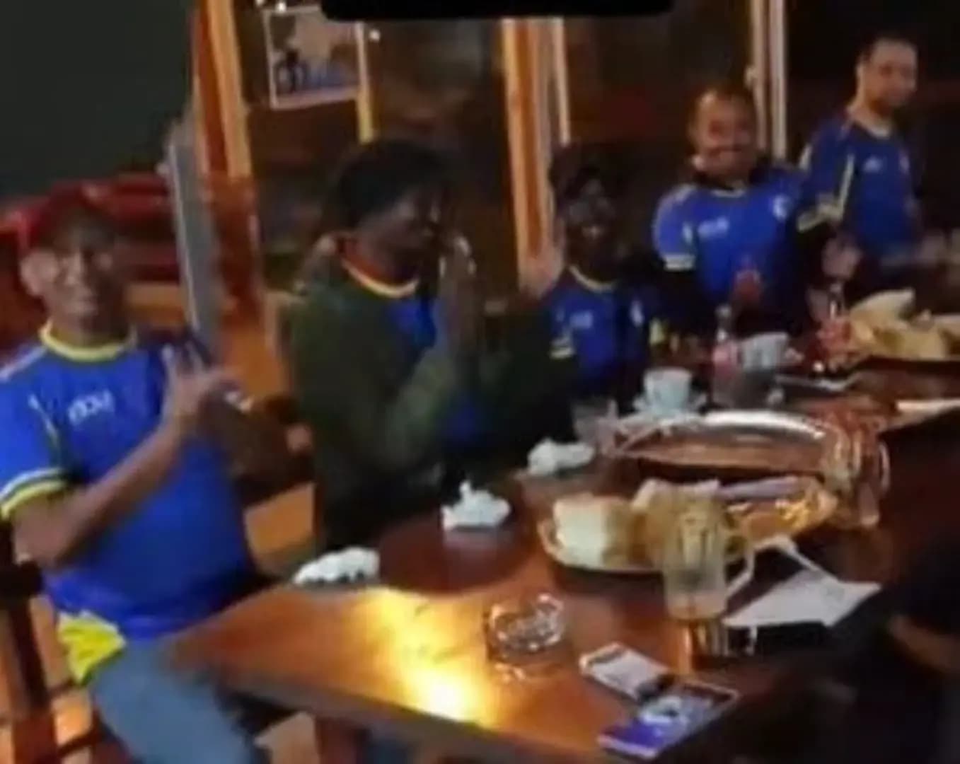 Migranti u Bihaću bodrili Zmajeve protiv Kanade - slika 1