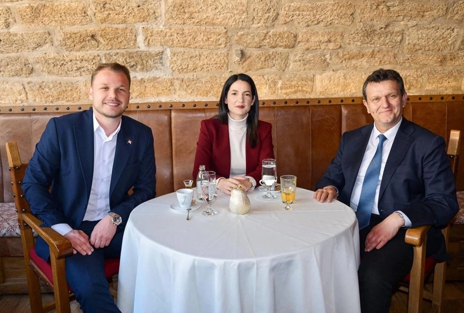 Opozicija sutra za istim stolom u Banjoj Luci - slika 1