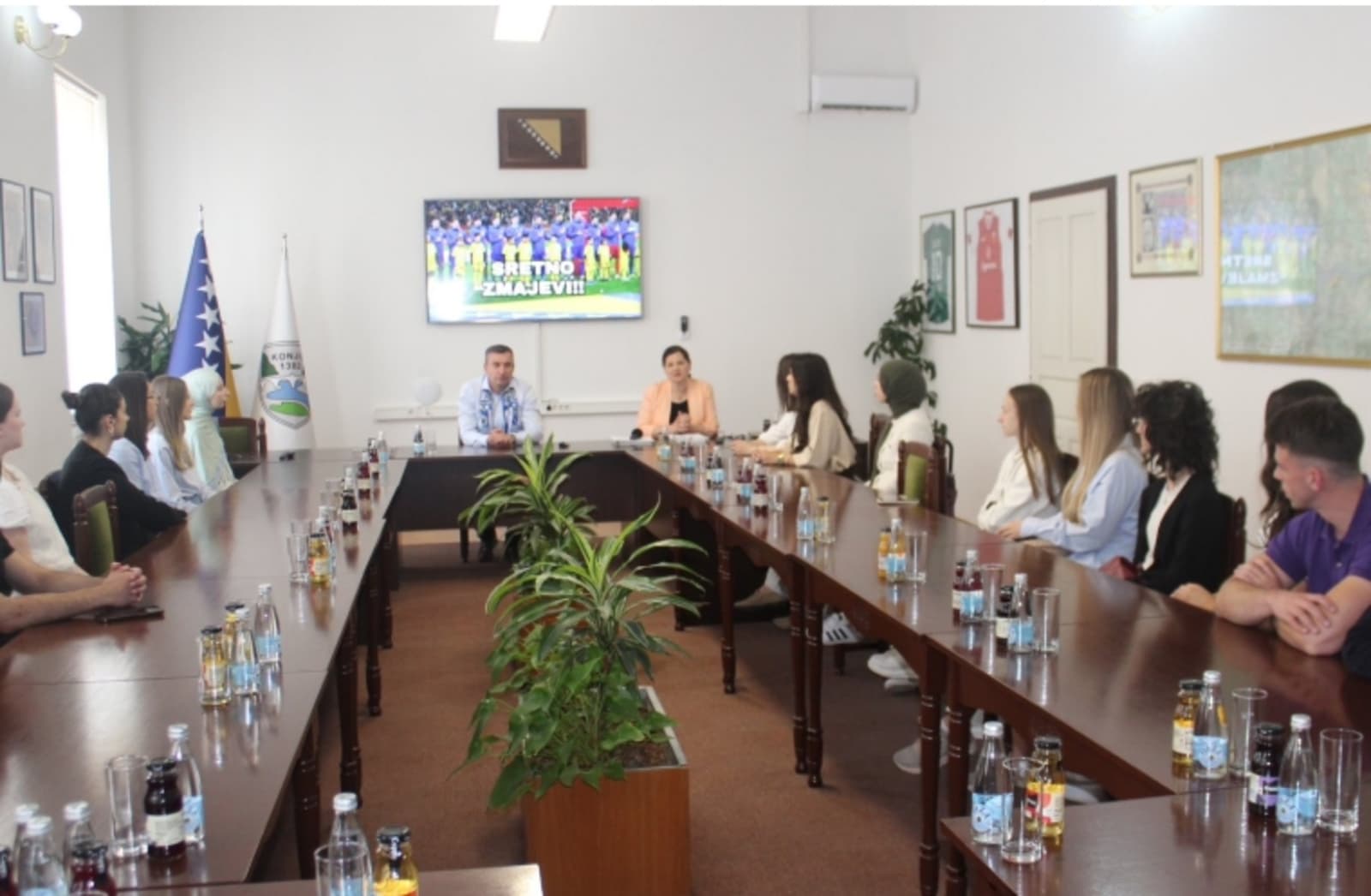 Grad Konjic osigurao po 1.500 KM za 34 najuspješnija studenta - slika 1