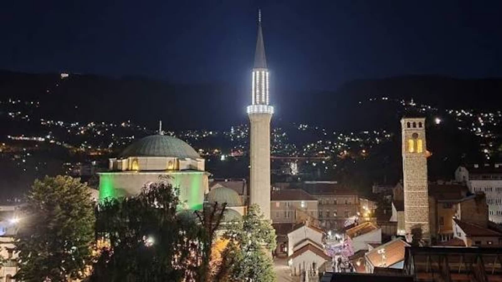 Muslimani ulaze u Novu godinu: Večeras nastupa 1448. hidžretska godina - slika 1