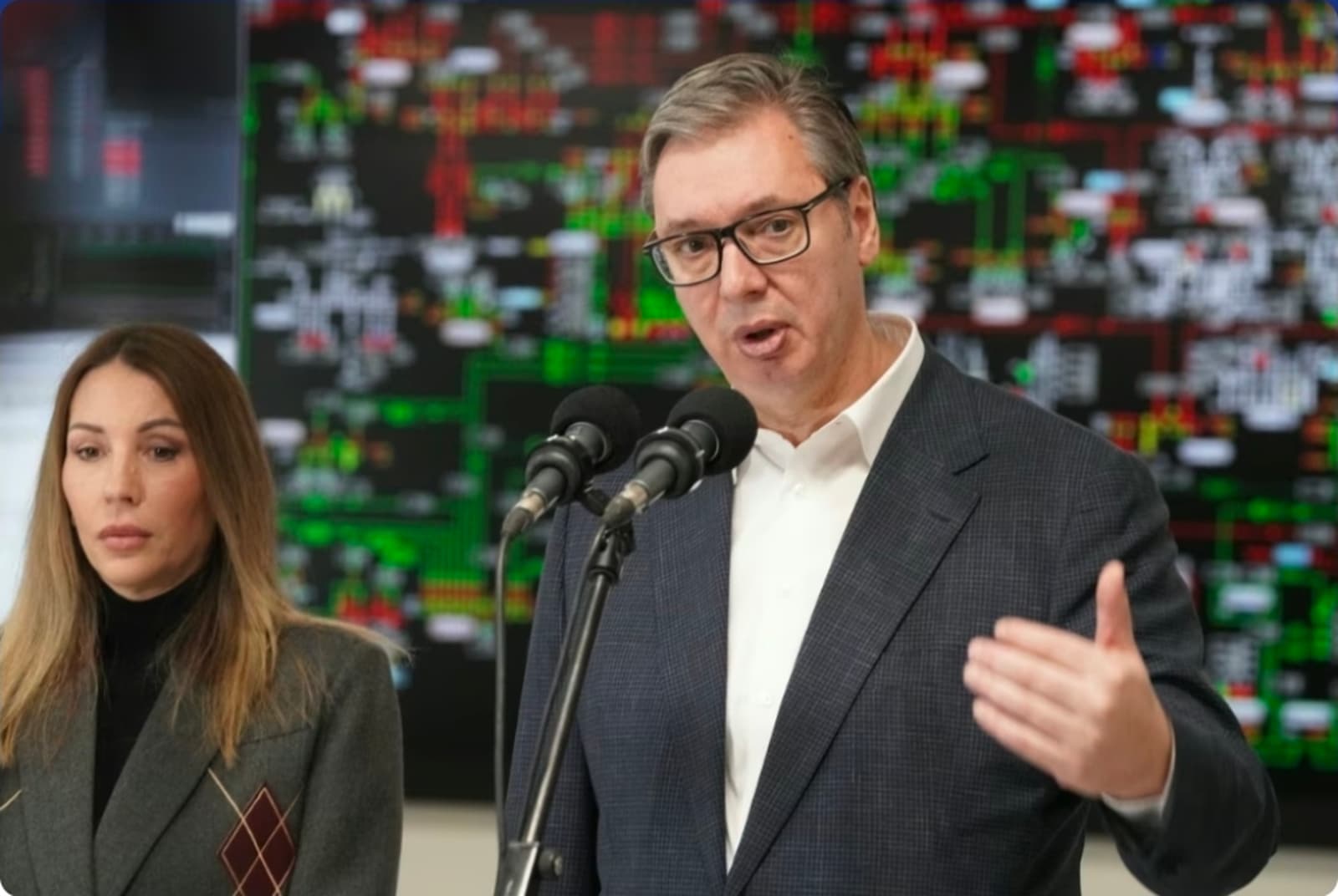 Vučić iz Gruzije: Vašington će smanjiti trupe u KFOR-u - slika 1