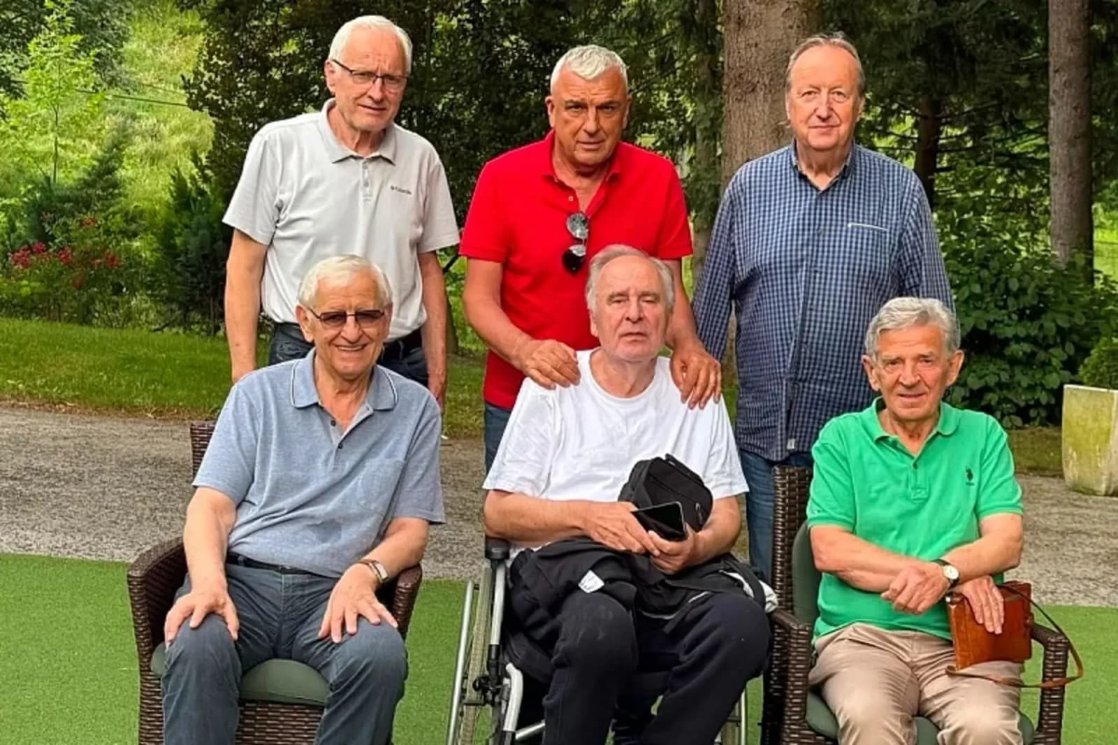 Bogić Bogićević se od teške povrede i operacije oporavlja u bolnici - slika 1