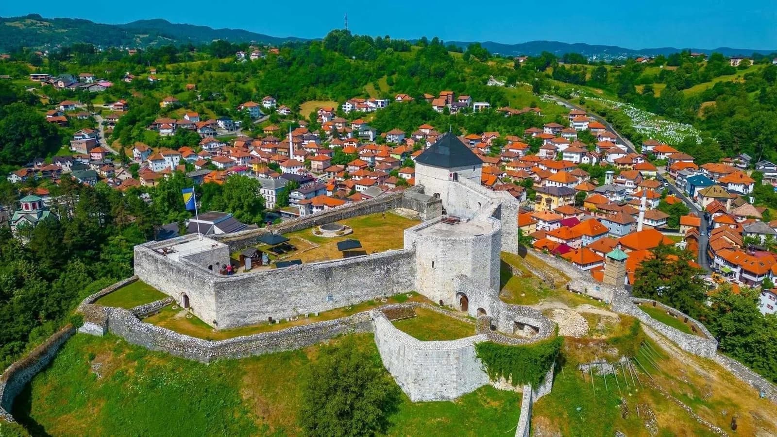 Ekonomsko čudo u FBiH: Tešanj zabilježio veći promet od kantonalnih centara Tuzle i Zenice - slika 1