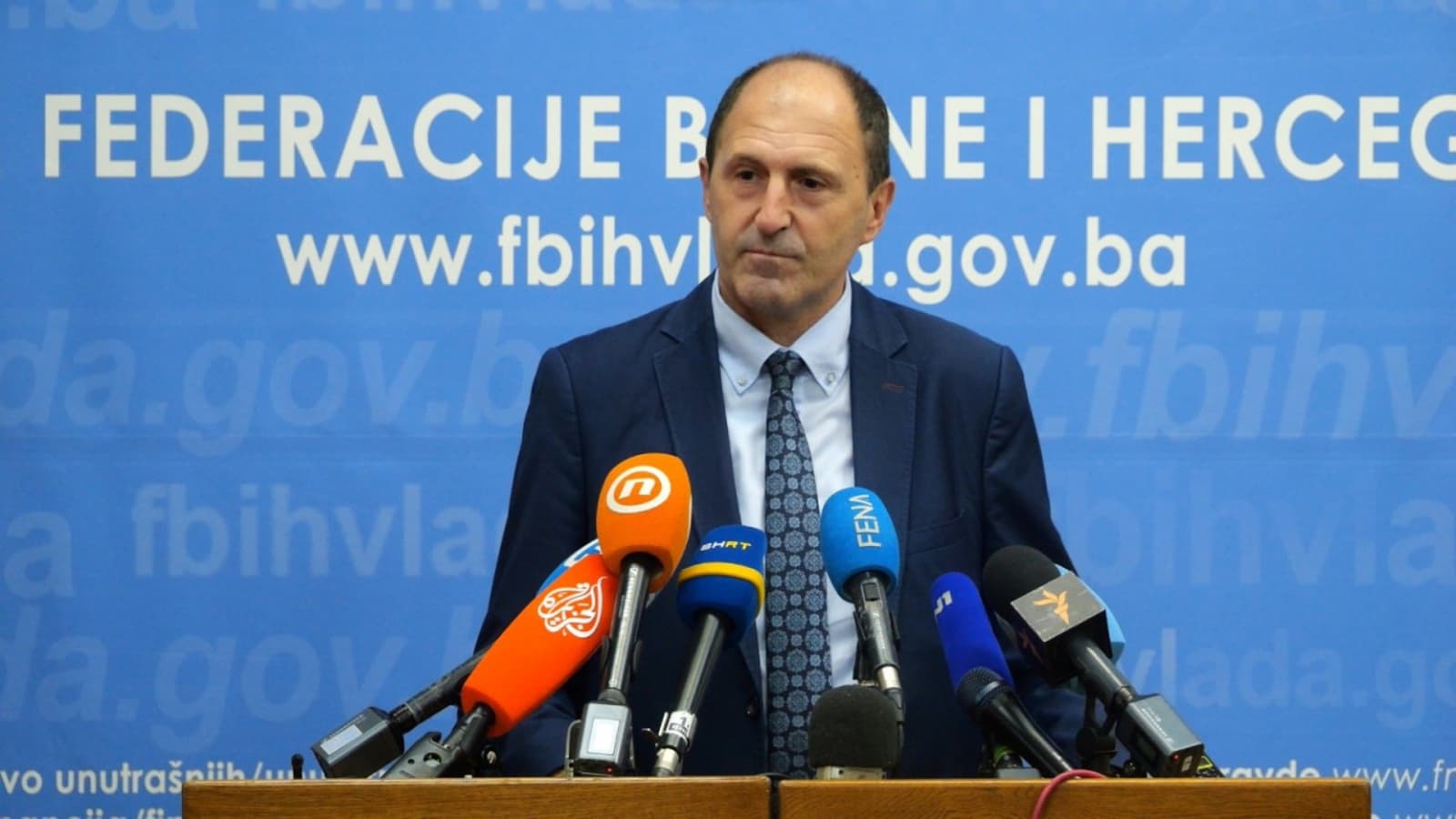 Nenadić: Na biroima 250.000 nezaposlenih, aktivnih tek 40.000 - slika 1
