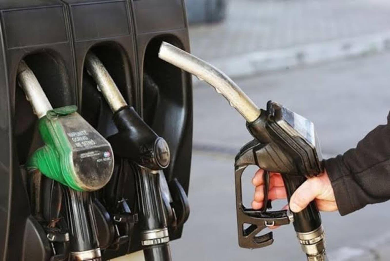 Lijepe vijesti za vozače: Dizel u Cazinu 2,29 KM, stabilnije cijene goriva širom BiH - slika 1