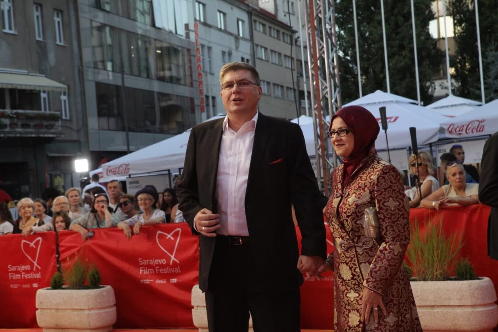 Kad NiP "uređuje" Oskarovca - slika 1
