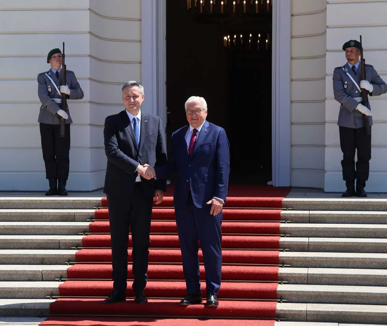 Bećirović u Berlinu s predsjednikom Njemačke Steinmeireom - slika 1