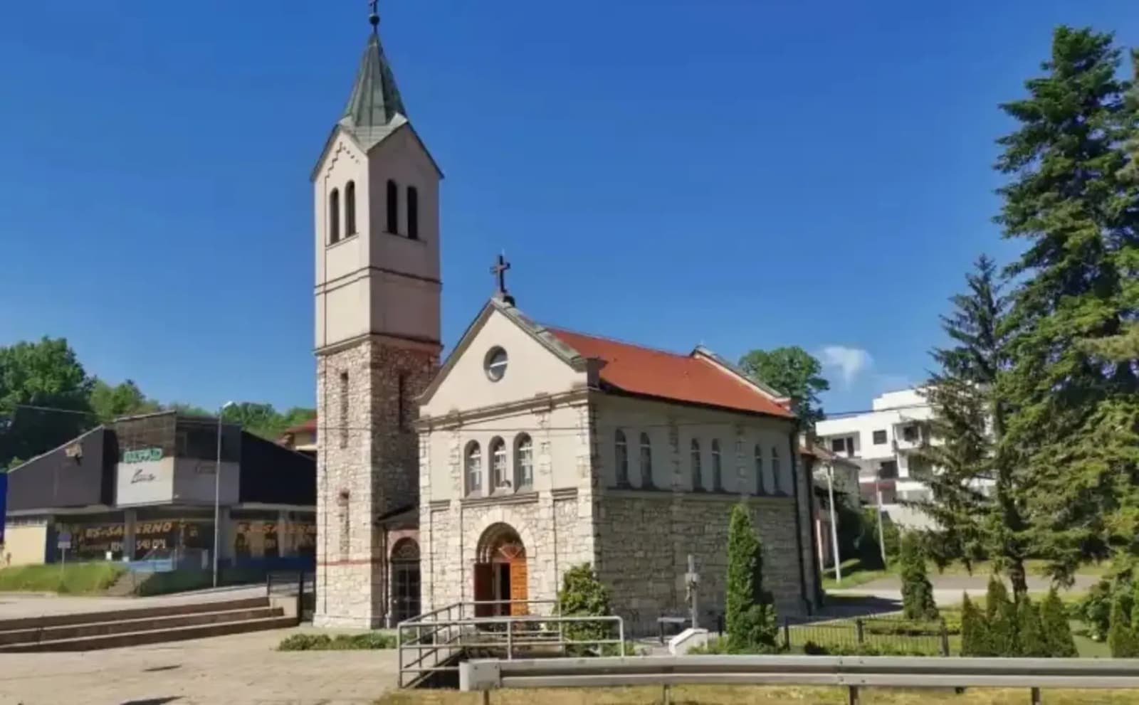 U Gradačcu se pobjeda Zmajeva proslavila uz zvono crkve - slika 1