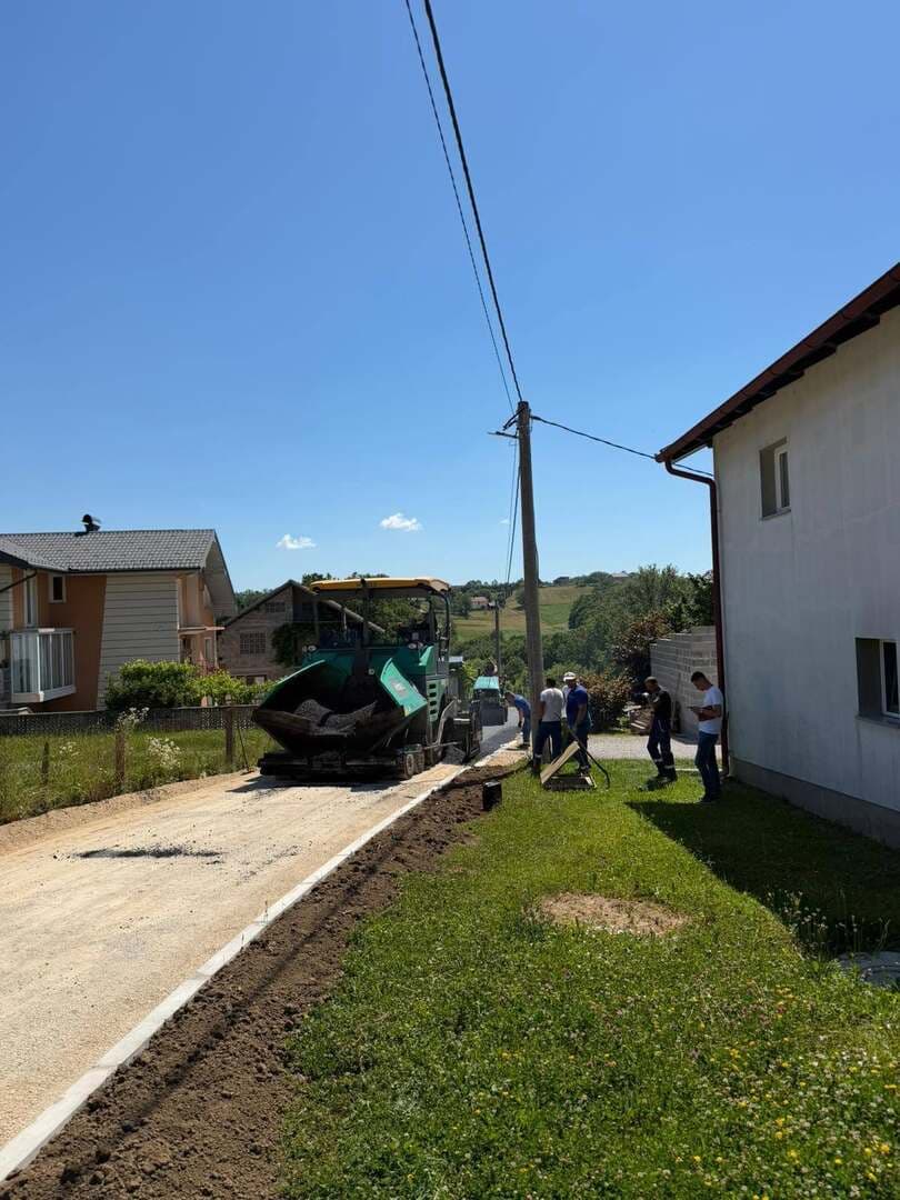 Ogrešević: Završena rekonstrukcija lokalnog puta u Donjim Džehverovićima - slika 1