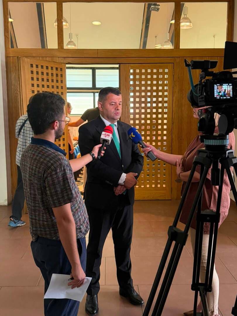 U Tuzli potpisani sporazumi za finansiranje 26 vjerskih projekata vrijednih 792.000 KM - slika 1