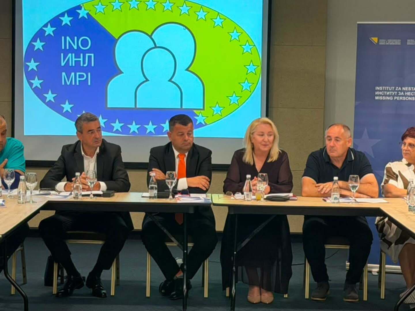 Održan okrugli sto o procesu traženja nestalih osoba u BiH: Potrebna jača saradnja institucija - slika 1