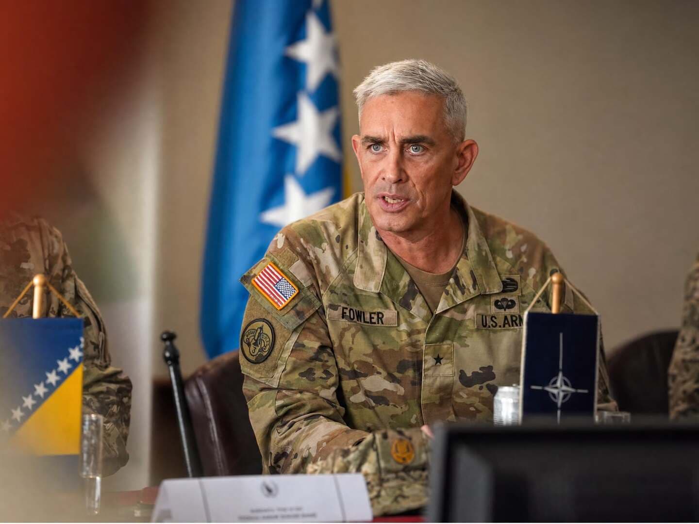 Američki general u Sarajevu pred večerašnju utakmicu: "Reprezentacija BiH ima izdržljivost na ćevapski pogon" - slika 1