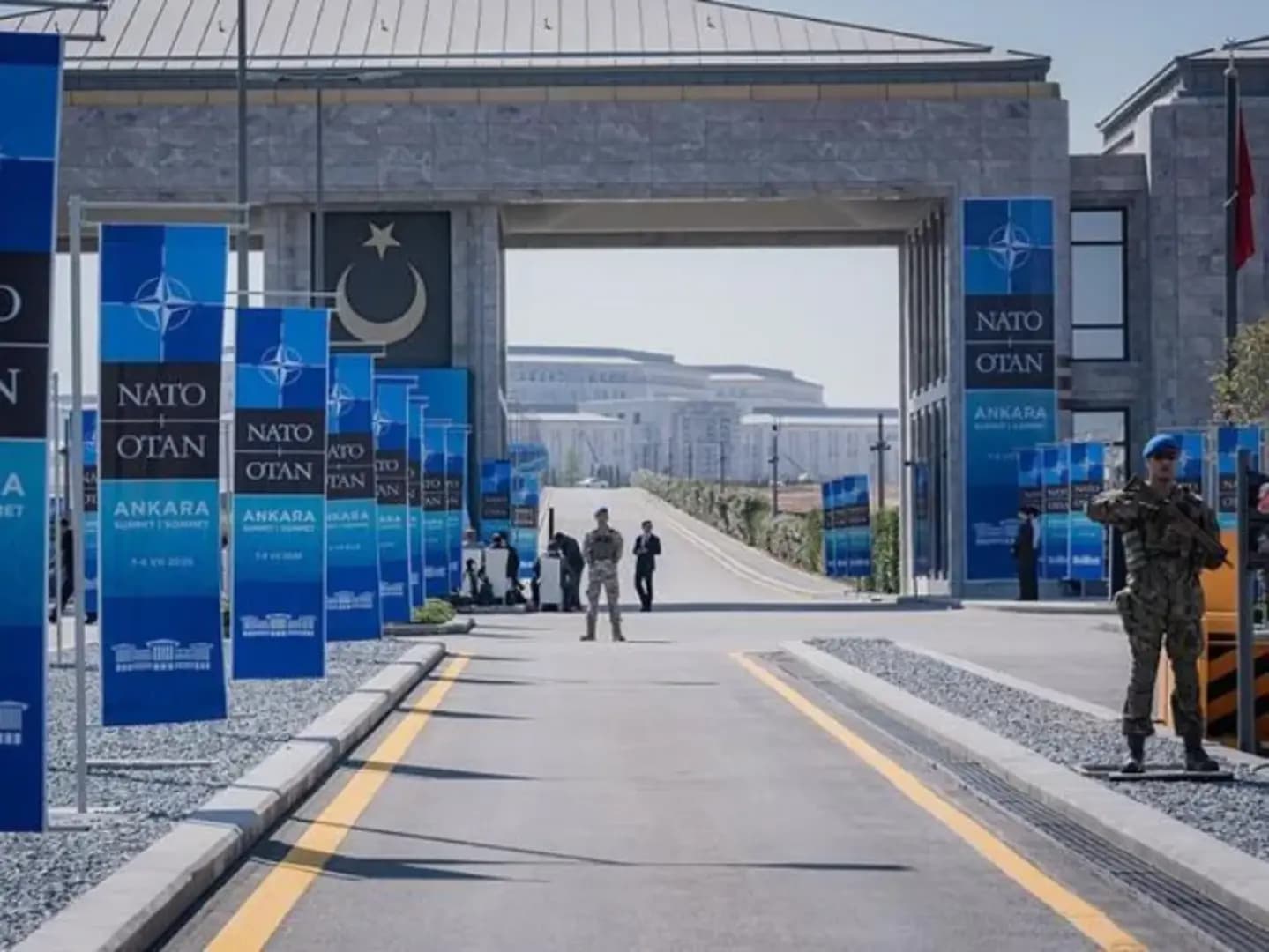 Čelnici NATO-a idu u Ankaru: Evropa želi izbjeći sukob s Trumpom - slika 1
