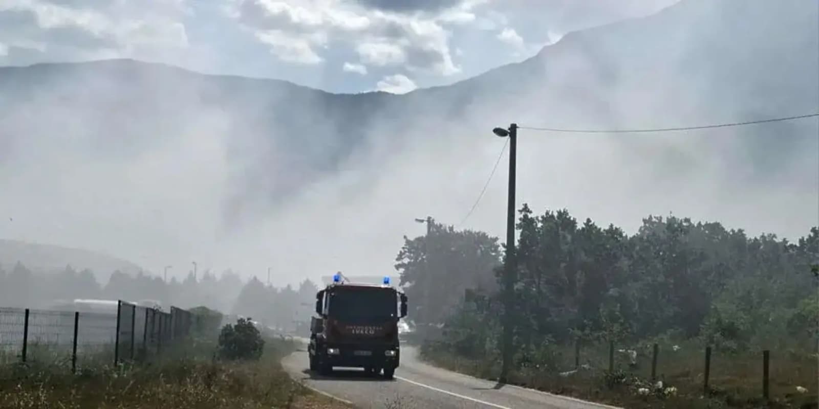 Gradski štab civilne zaštite: Požar na Uborku ugašen, započinje sanacija štete - slika 1