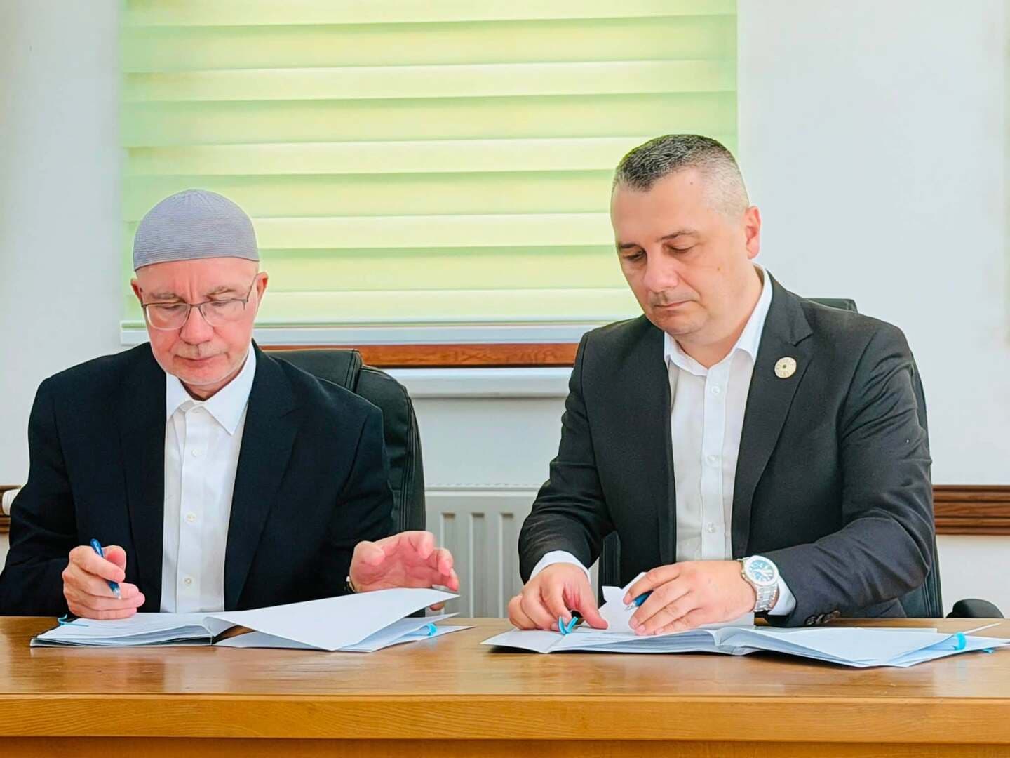 Zgrada Podrinjske medrese u Zvorniku ponovo u vlasništvu Islamske zajednice - slika 1