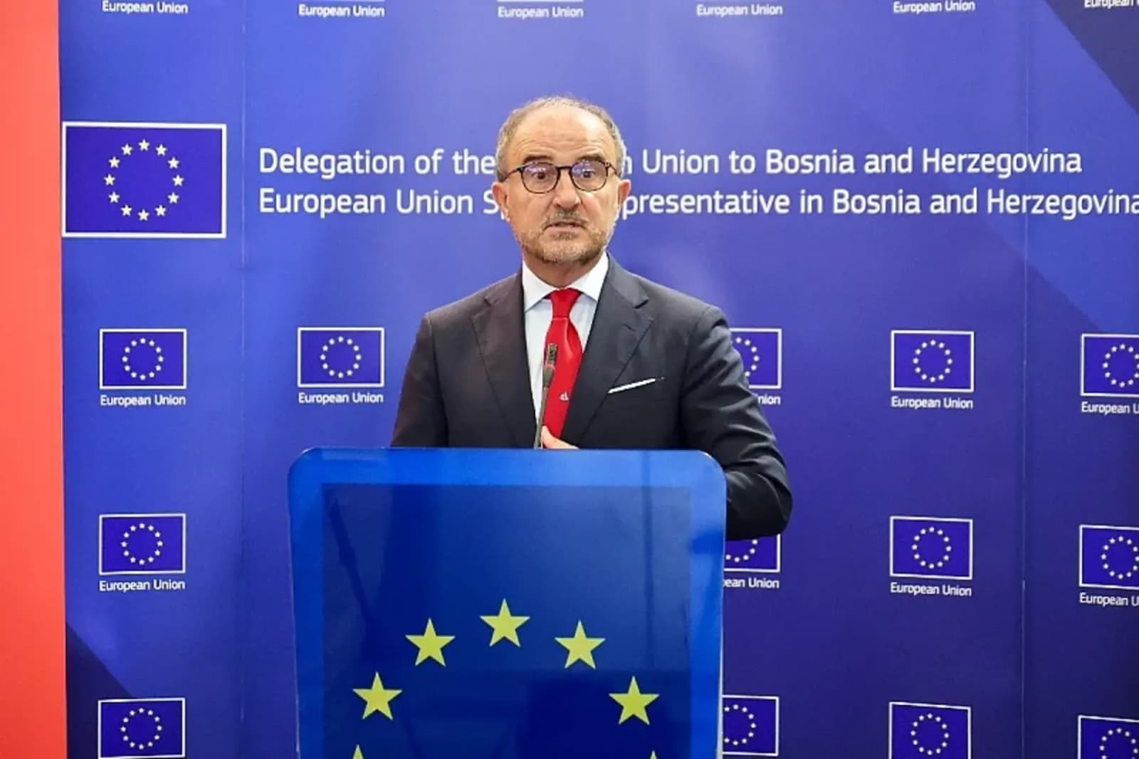 Delegacija EU u BiH: Genocid u Srebrenici jedno od najmračnijih poglavlja evropske historije - slika 1