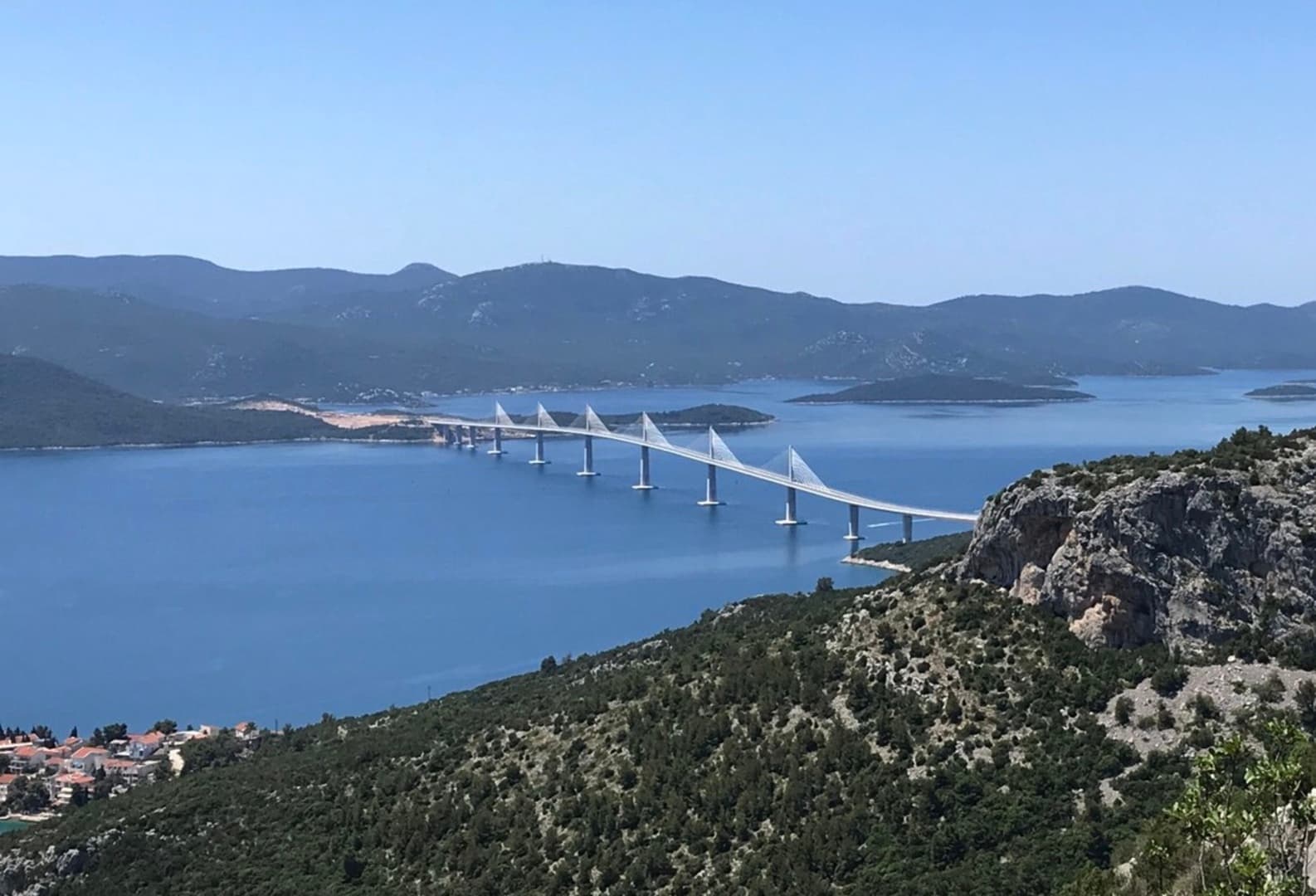 Šta je sa Pelješkim mostom? Plaćen 525 miliona eura, sada treba obnovu - slika 1